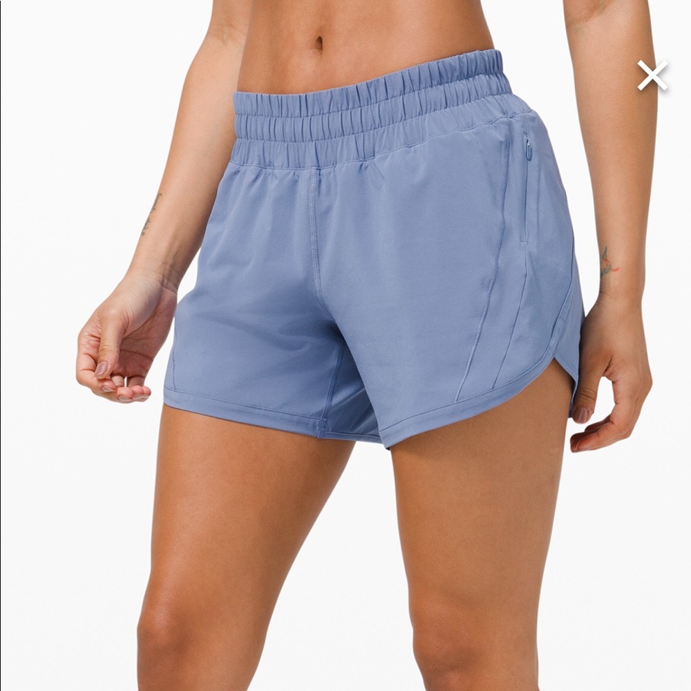 Lululemon Tracker short 4”